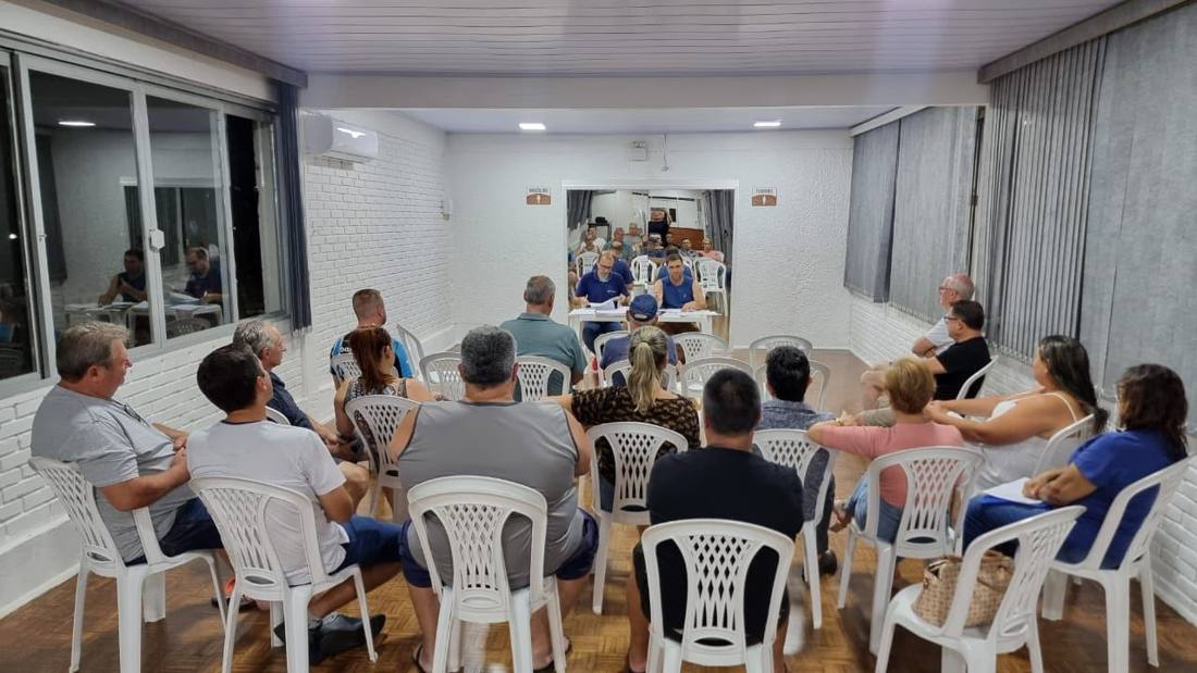 Reunião de Conselho e Diretoria do Clube Aquático Tiarajú Define Novos Rumos e Investimentos