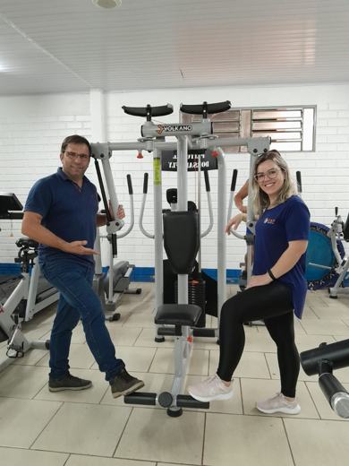 Foto 1 — Dois Novos equipamentos para a academia